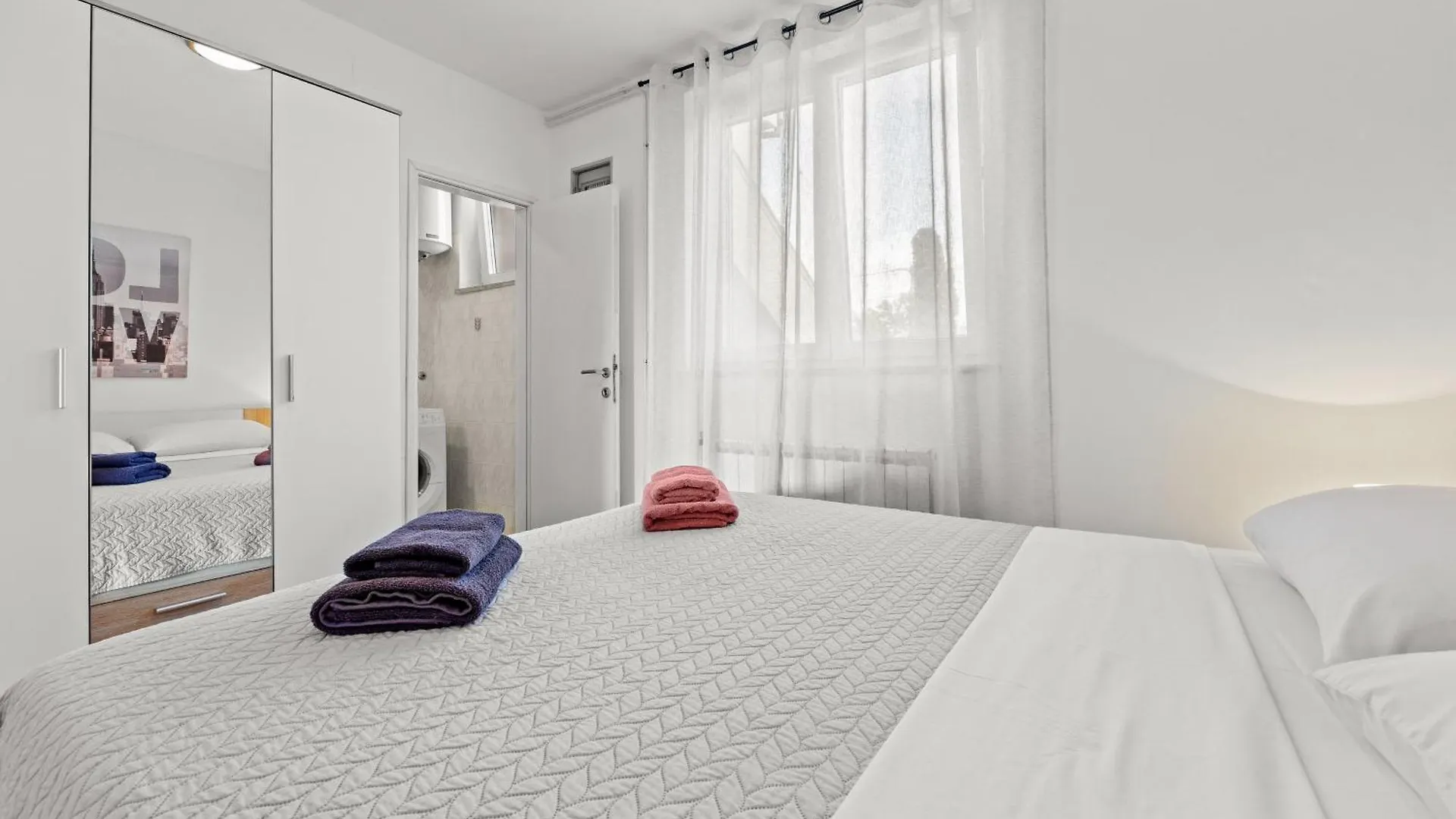 Apartment Danica Valtura